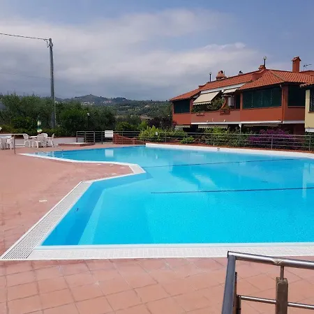 Nyaraló Casa Di Rino *